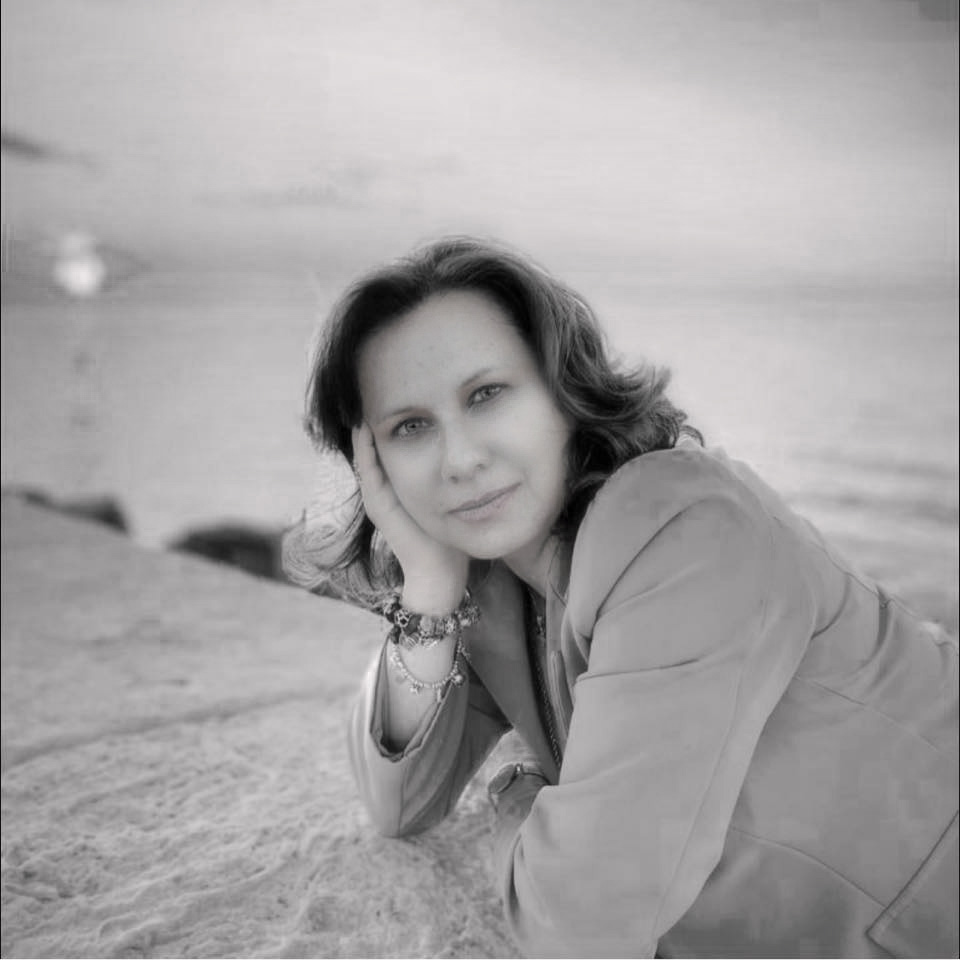 fotoFedericaBW Biografia
